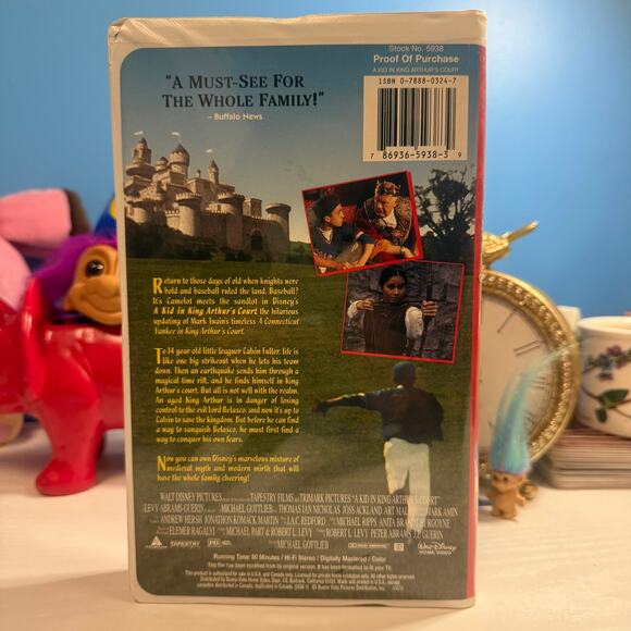 A Kid in King Arthur's Court VHS 1995 Disney Clamshell Tested - Picture 2 of 3